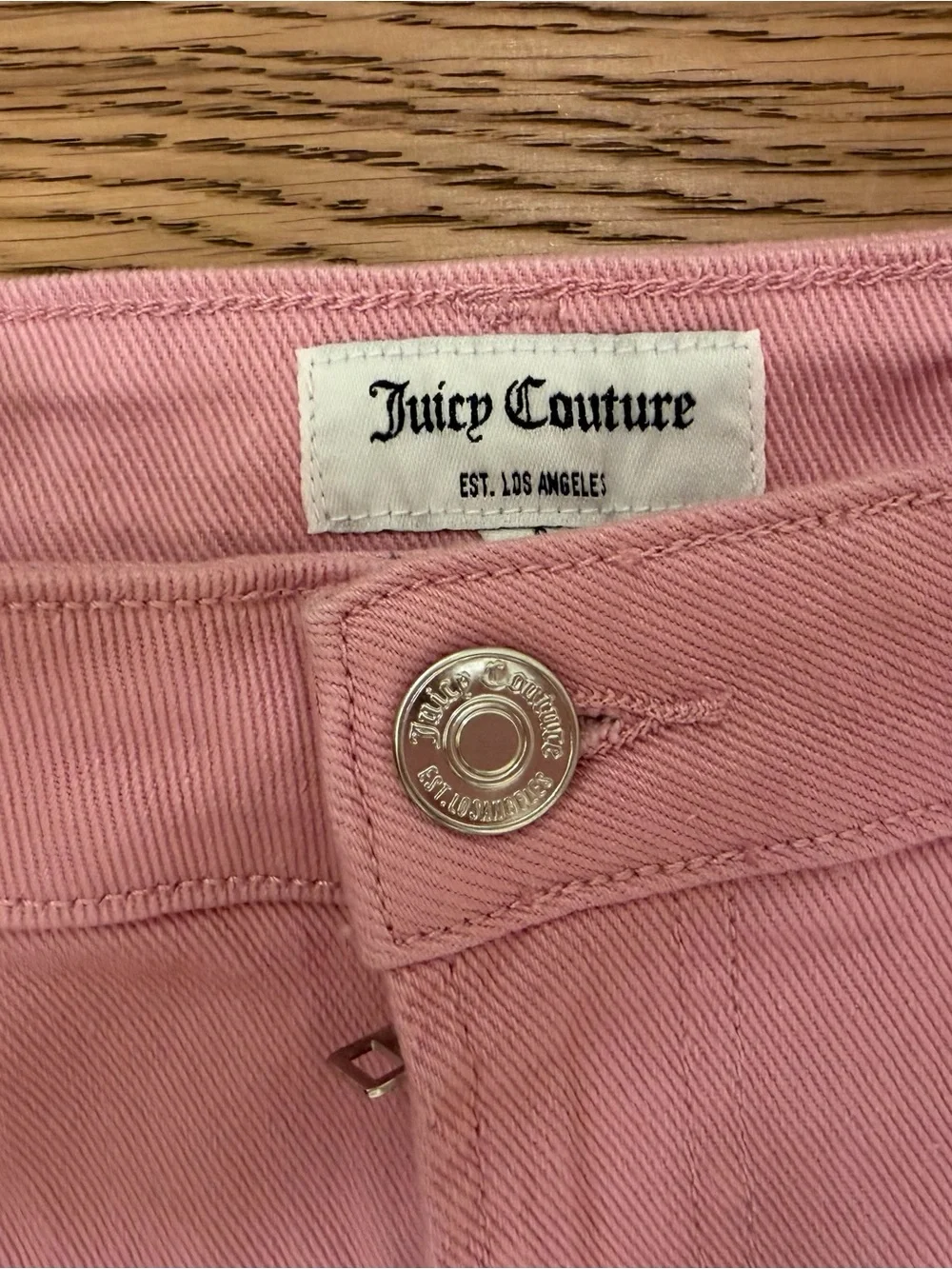 NWT Juicy Couture Pink Women's Stetch Cotton Denim Shorts size 8